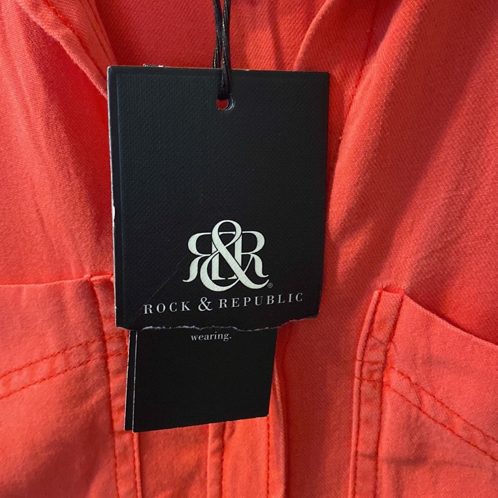 NWT Rock & Republic red button down top size XS - Picture 4 of 6
